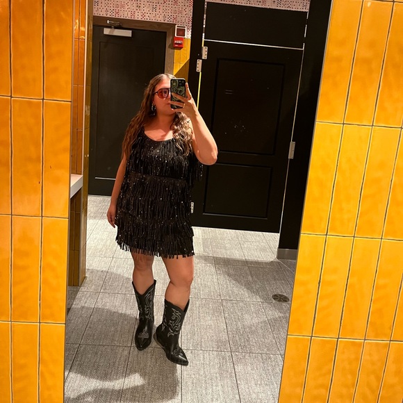 Black and silver fringe mini dress - Picture 2 of 6